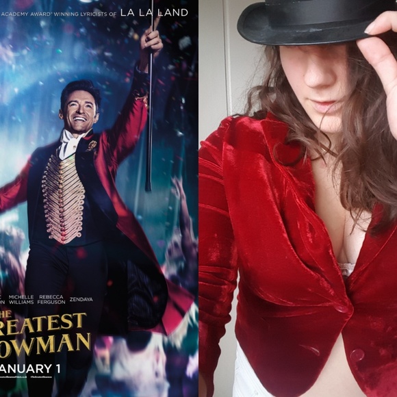 Venus Red Velvet Jacket - Picture 2 of 4